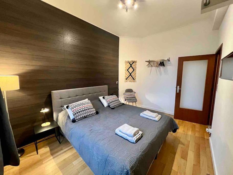 לייז' Bellevue - Grand Appartement Pour 5 Sur Les Quais De La Meuse מראה חיצוני תמונה