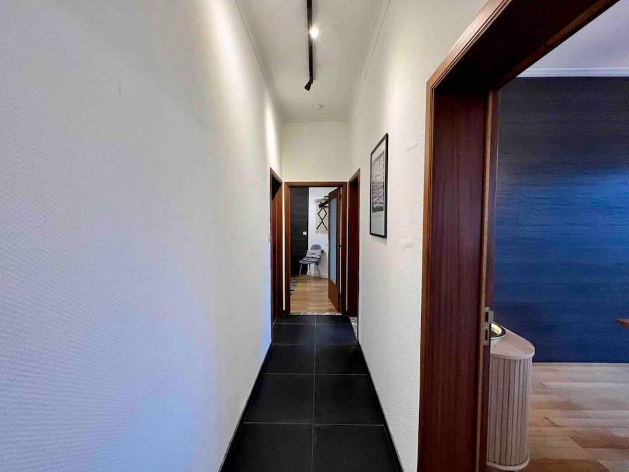 לייז' Bellevue - Grand Appartement Pour 5 Sur Les Quais De La Meuse מראה חיצוני תמונה