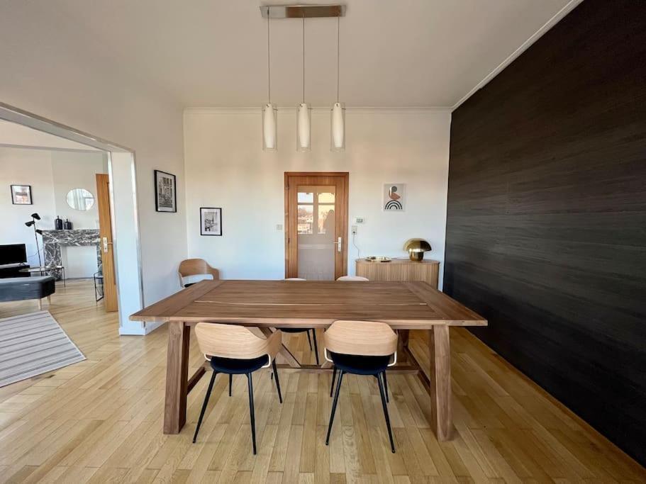 לייז' Bellevue - Grand Appartement Pour 5 Sur Les Quais De La Meuse מראה חיצוני תמונה