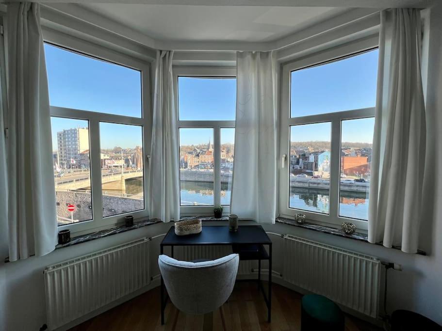 לייז' Bellevue - Grand Appartement Pour 5 Sur Les Quais De La Meuse מראה חיצוני תמונה