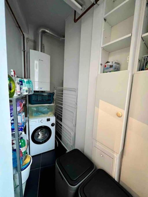 לייז' Bellevue - Grand Appartement Pour 5 Sur Les Quais De La Meuse מראה חיצוני תמונה