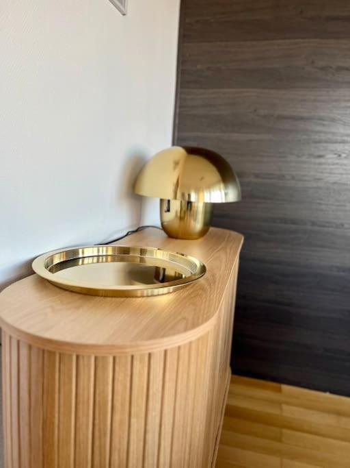 לייז' Bellevue - Grand Appartement Pour 5 Sur Les Quais De La Meuse מראה חיצוני תמונה