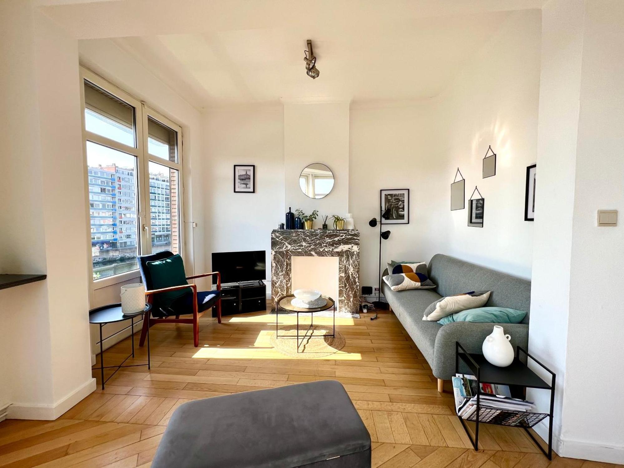 לייז' Bellevue - Grand Appartement Pour 5 Sur Les Quais De La Meuse מראה חיצוני תמונה